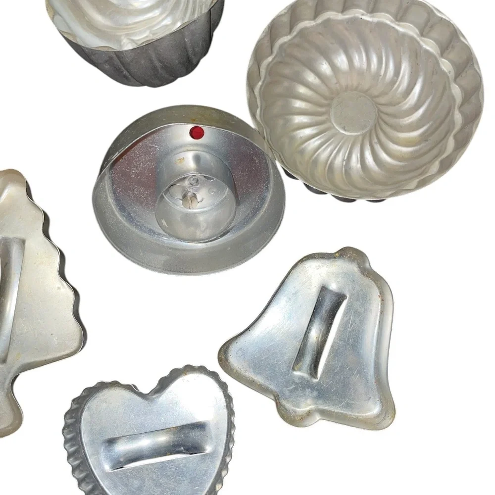 7 Vintage Cookie Cutters and Molds Christmas Tree‎ Santa Heart Aluminum